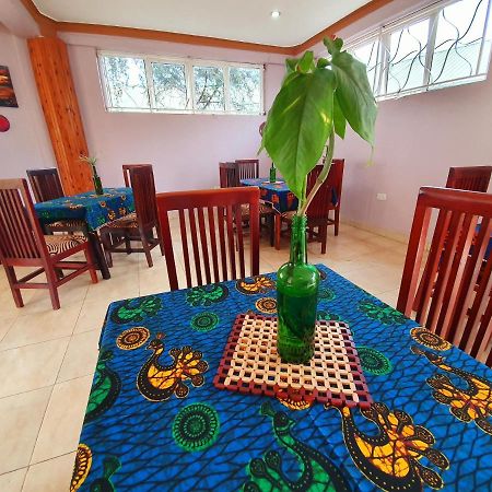 אנטבה Annas Bed And Breakfast מראה חיצוני תמונה