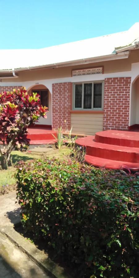 אנטבה Annas Bed And Breakfast מראה חיצוני תמונה