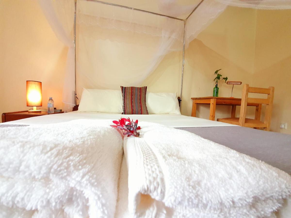 אנטבה Annas Bed And Breakfast מראה חיצוני תמונה