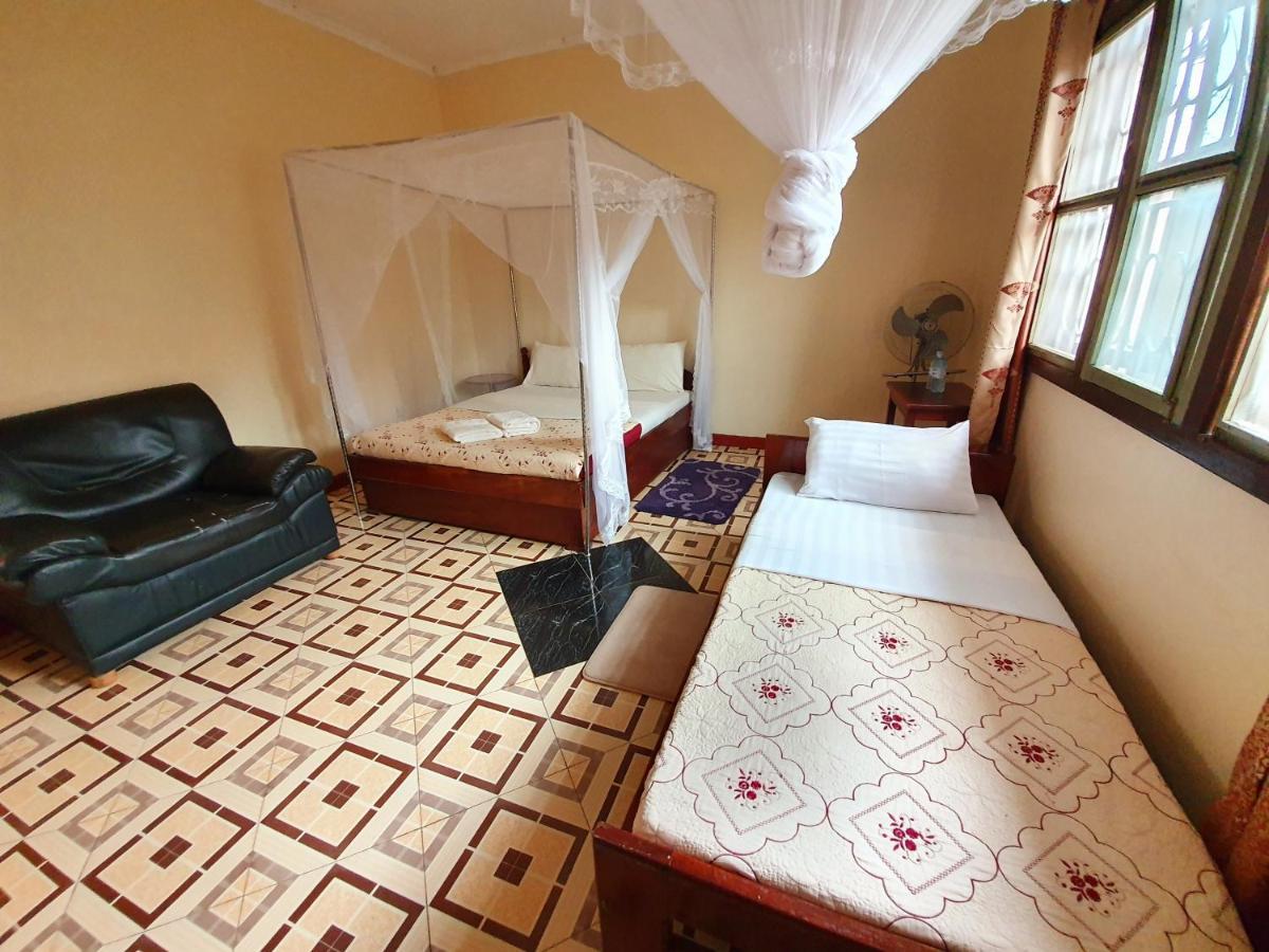 אנטבה Annas Bed And Breakfast מראה חיצוני תמונה