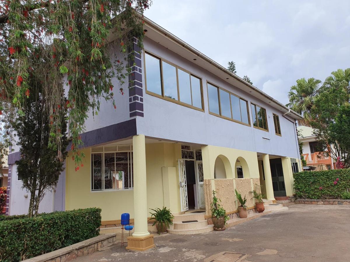 אנטבה Annas Bed And Breakfast מראה חיצוני תמונה